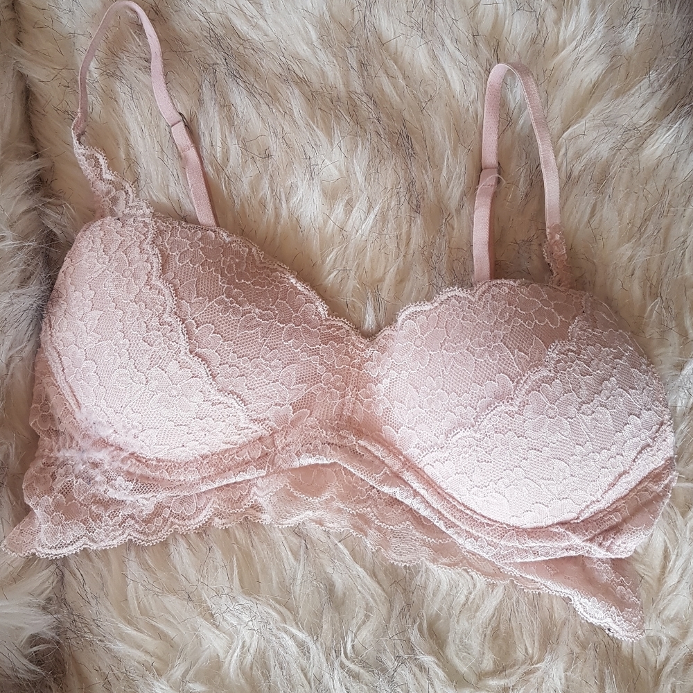 GH floral lace bra